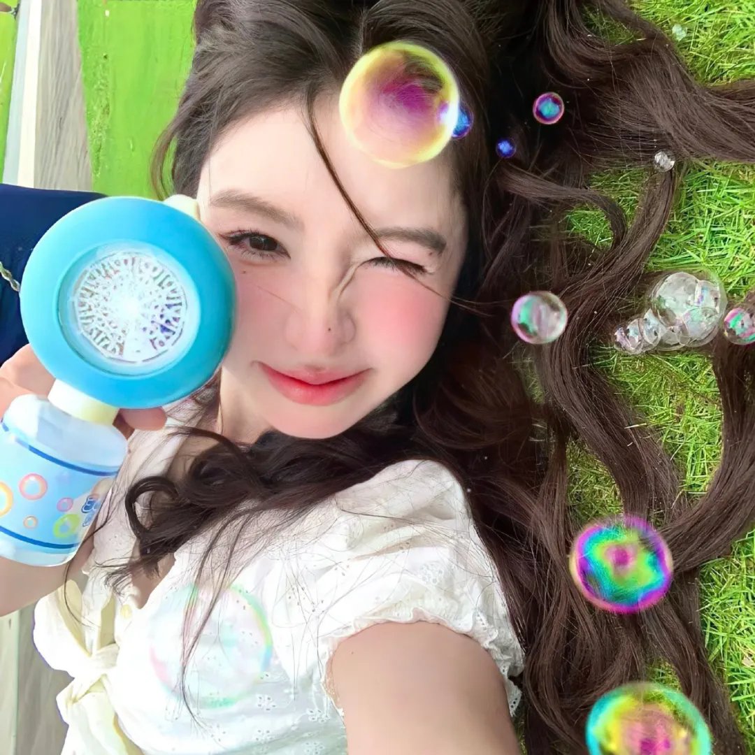 雨中的女人
